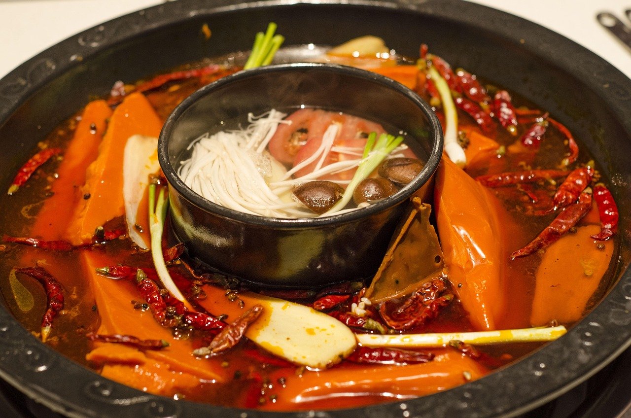 重庆火锅 · Chongqing Hot Pot